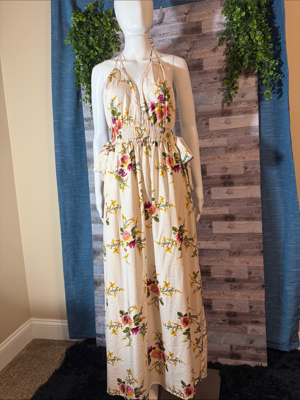 NWT! America and Beyond Cream Floral Halter Maxi Dress